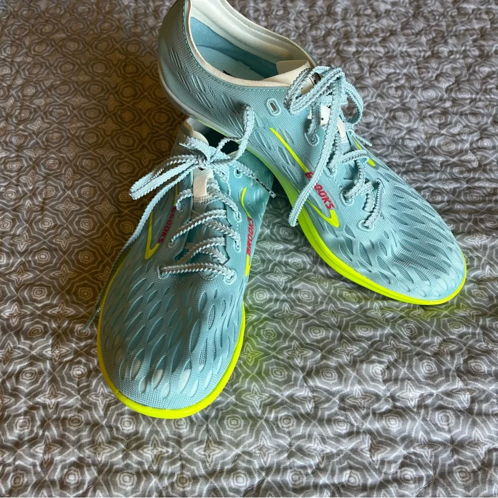 🏃🏃Size 9 Men's/10.5 Women Brooks ELMN8 7 Track Spikes. NEW w/o‎ box